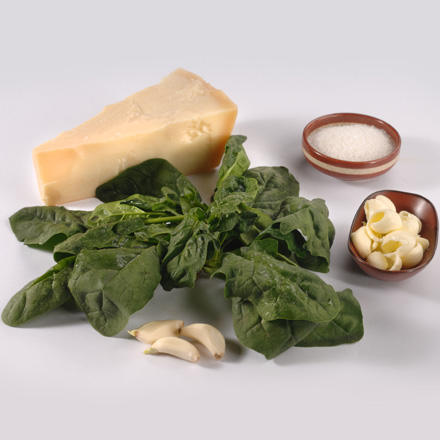 Spinach with cheese and butter